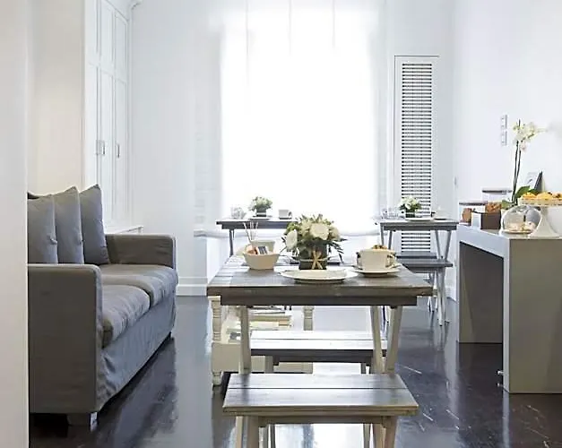 Bed & Breakfast Xenia 4*